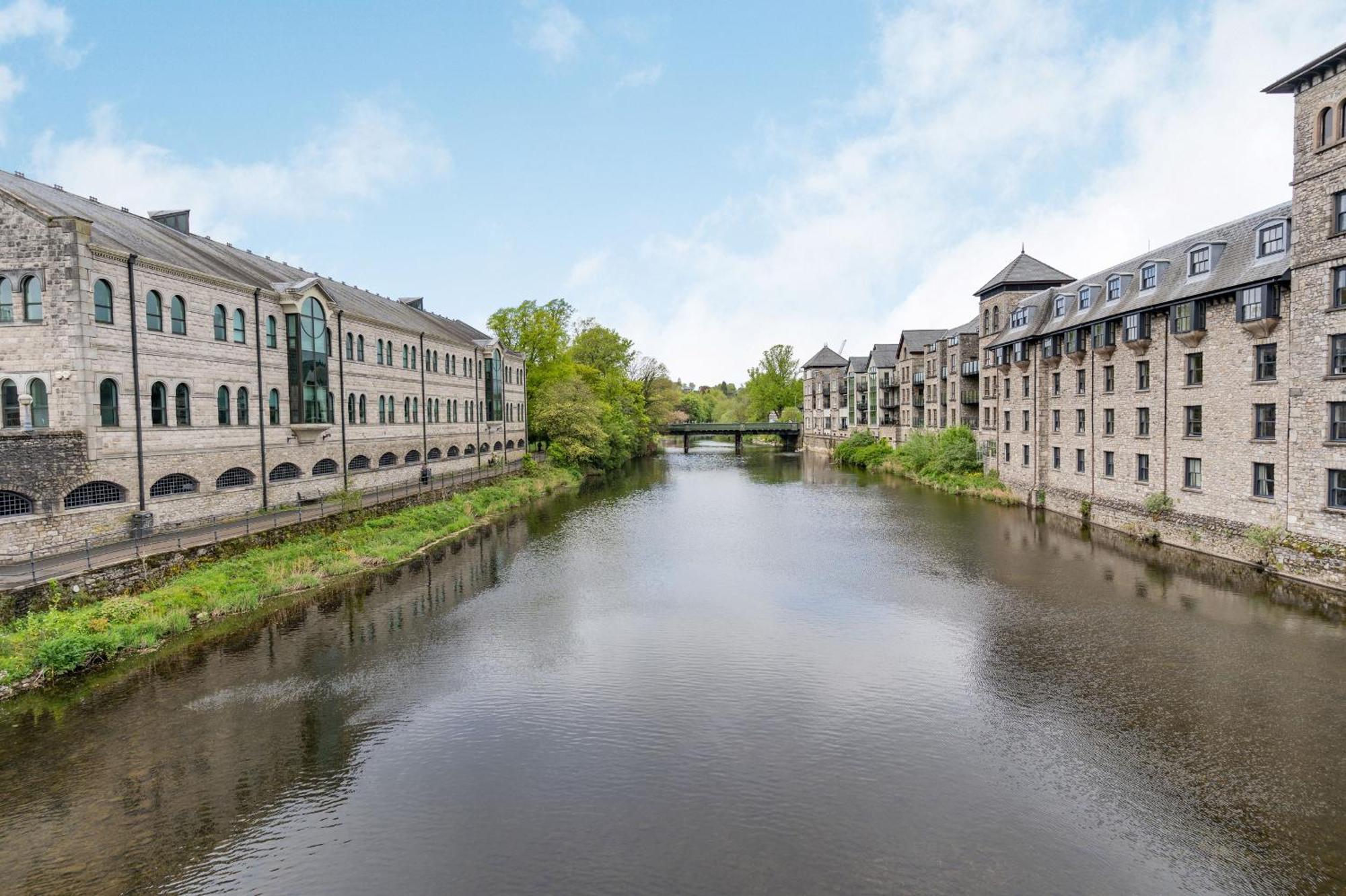 9 Camden Building Kendal Exterior foto